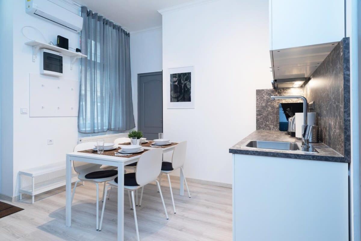 Ideal New Apartment In The Center Budapest Eksteriør billede