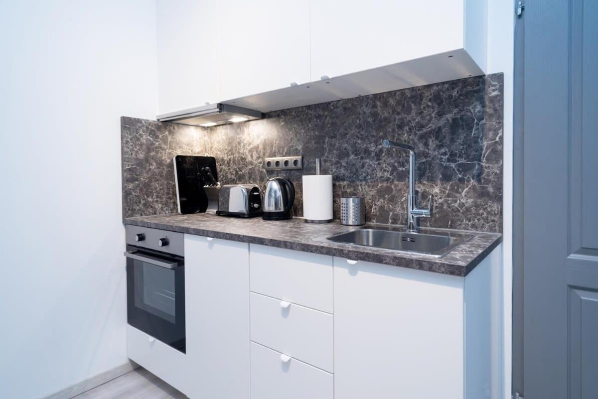 Ideal New Apartment In The Center Budapest Eksteriør billede